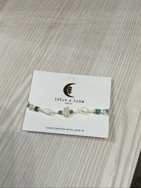 NWT Lotus & Luna White and Teal Beaded Anklet Bracelet